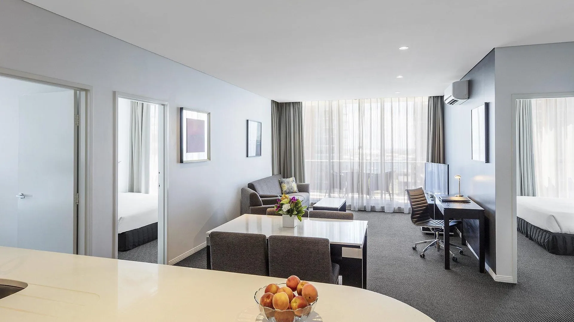 Meriton Serviced Apartments Aqua Street Gold Coast