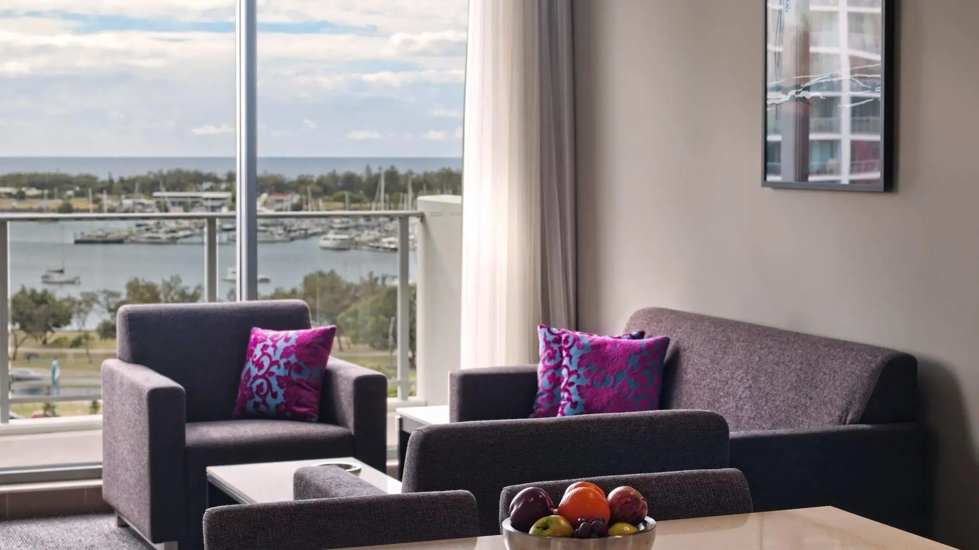 Aparthotel Meriton Serviced Apartments Aqua Street Gold Coast